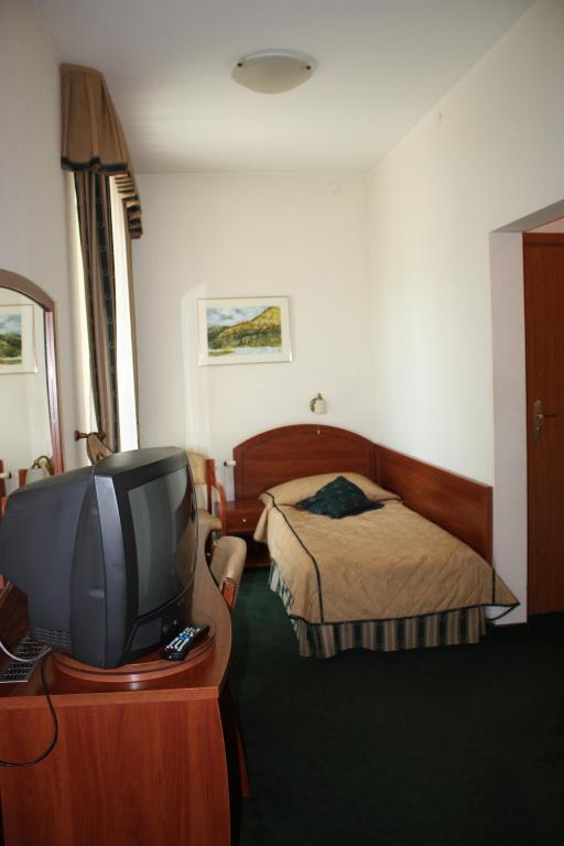 Hotel Saol Krynica Zdroj Rom bilde